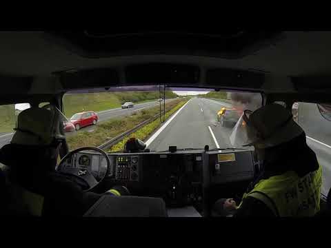 German firefighters amazing response to motorway accident