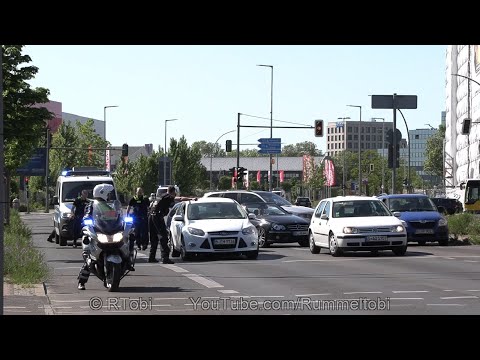 Chaotic German Police Escort for US diplomats in Berlin [GER | 15.5.2022]