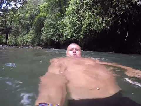 Wild Swimming Costa Rica 