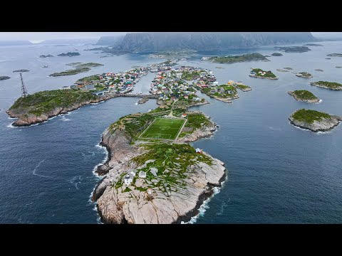 Henningsv&amp;aelig;r, The Most Famous Fishing Village in Lofoten