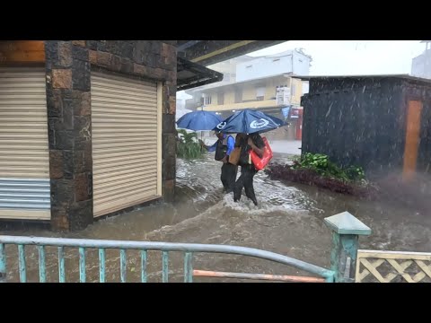 flooding in Rose hill | Belal Cyclone Class 2 | Mauritius 🇲🇺