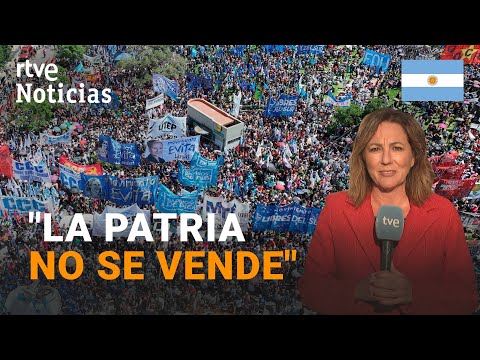 ARGENTINA: PROTESTA MASIVA contra el DECRETO de MILEI que DESREGULA la ECONOM&Iacute;A l RTVE Noticias