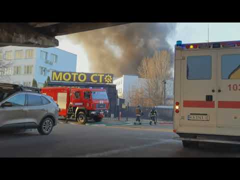 Ukraine: un bombardement russe meurtrier provoque des incendies &agrave; Kiev