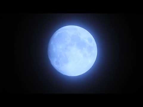 Nikon Coolpix P1000 The Full Moon In Heavy clouds in 4K