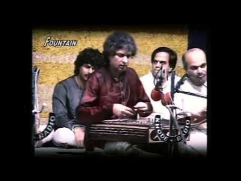 Pandit ShivKumar Sharma &amp; Zakir Hussain - Raga Kirwani Full