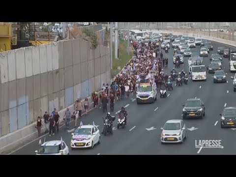 Israele, ostaggi: marcia dei familiari da Tel Aviv a Gerusalemme