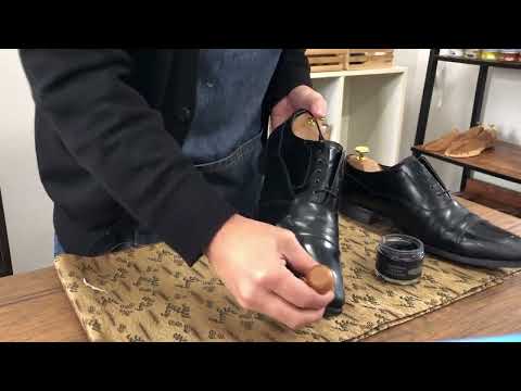 【靴磨き】お客様のガラスレザー靴を磨きます【shoeshine】