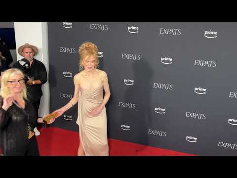 Nicole Kidman Walks The Red Carpet At Expats Premiere In Sydney