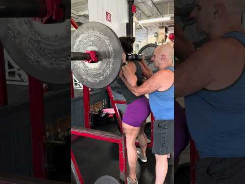 Natalie max repeating 135lbs rear barbell squat