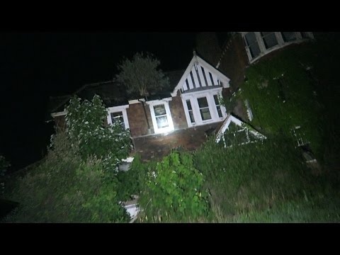 Exploring Haunted Abandoned School (WARNING)