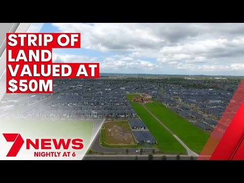 One home on a long strip of land at The Ponds worth $50 million | 7NEWS