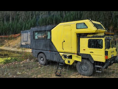 FALL CAMPING IN THE WILDERNESS WITH A CAMPER VAN TRUCK