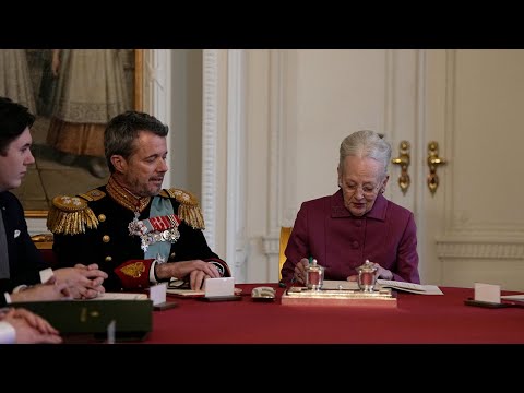 Queen Margrethe II formally abdicates