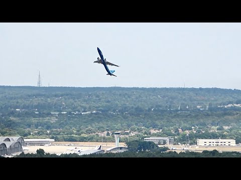 737 Max Climbs Too Steeply