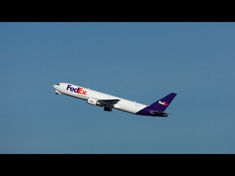 [4k] Heavy Aircraft Plane Spotting Boston Logan Airport