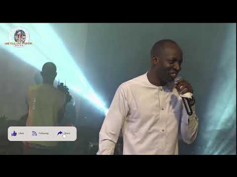 Dunsin Oyekan ministration at Prophet Hezekiah Mega praise 4.