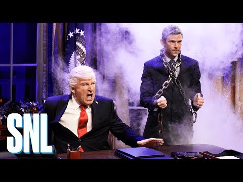 White House Christmas Cold Open - SNL