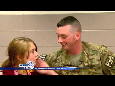 Soldier surprises daughter