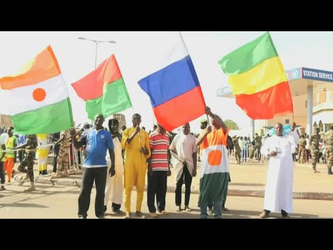 Thousands of people celebrate the departure of French soldiers from Niger | AFP