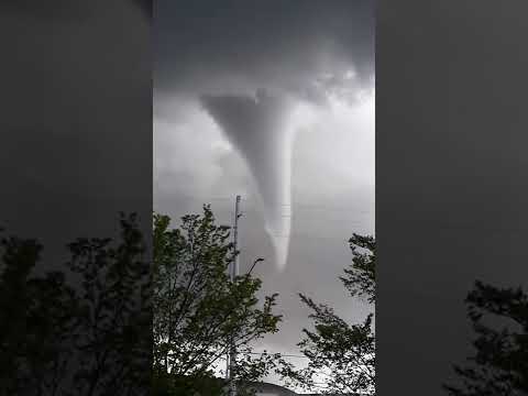 Andover Kansas tornado April 29, 2022 - Part 1