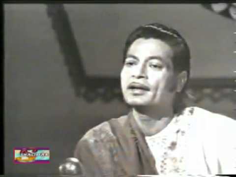 USTAD AMANAT ALI KHAN ( INSHA JI UTHO AB )Ibn-e-Insha (ابن انشاء).flv