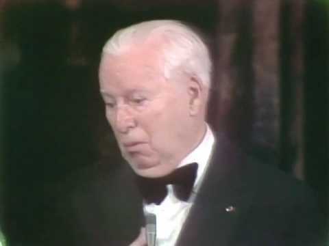 Charlie Chaplin's Honorary Award | 44th Oscars (1972)