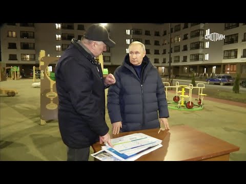 Путин впервые посетил Мариуполь после начала войны | Putin visits Mariupol