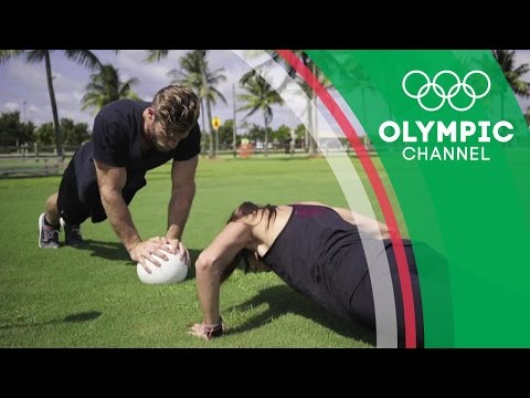 Buff Dude Tackles Melissa Ortiz&rsquo;s Football Workout | Hitting the Wall