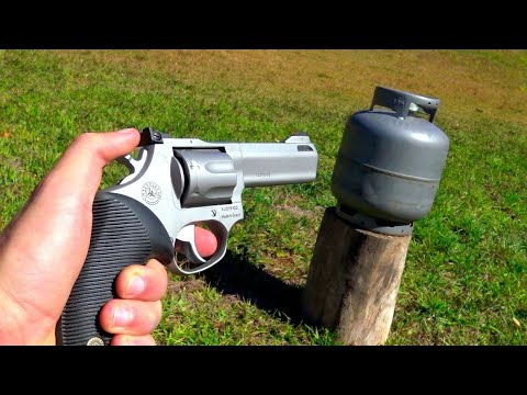 Atirando de 357 Magnum no Botij&atilde;o de G&aacute;s 🔥