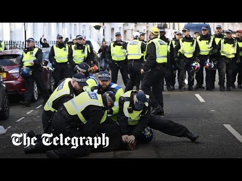 Pro-Palestine rally: Far-Right clash with police as 100 counter-protesters arrested