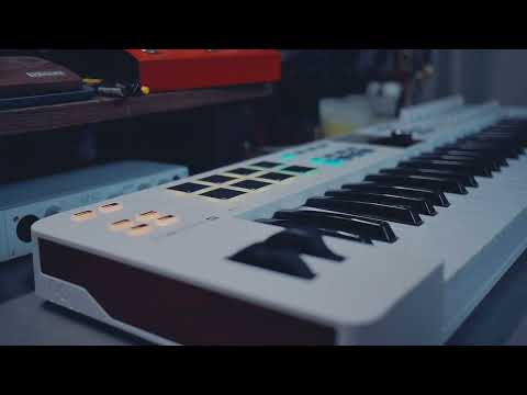 Arturia KeyLab Essential MKIII Play Through