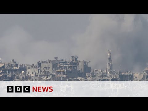 Israel says forces have moved further into Gaza Strip - BBC News