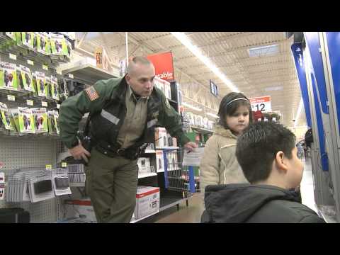 'Shop with a Cop' 2010 (Clackamas County Sheriff's Office)