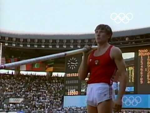 Sergey Bubka's Gold Medal &amp; Olympic Record - Seoul 1988 Olympics