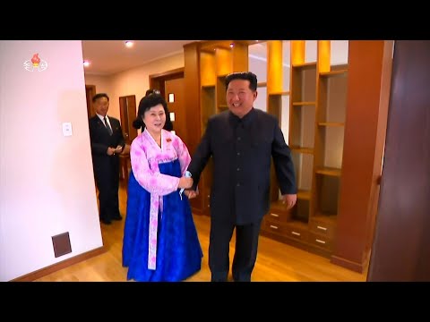 North Korea veteran news anchor gets new apartment from Kim | AFP