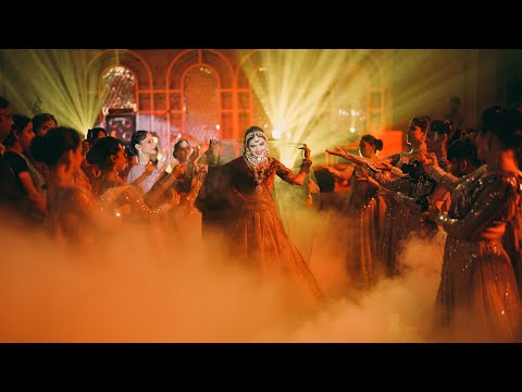 Bridal Entry | Don&rsquo;t miss this surprise bridal entry | Sab ki baaratein ayi dance