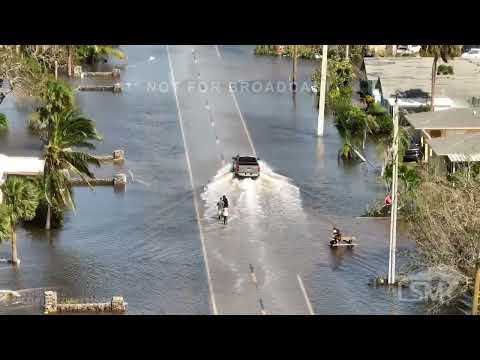 09-29-2022 Iona, FL - Ian Major Storm Surge Flooding Homes w/ Sots Drone