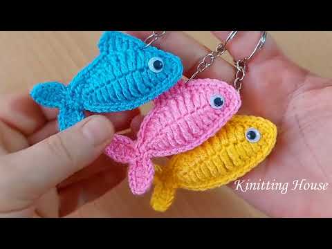 wow!! 😱Everyone, big or small, will love this crochet keychain. b&uuml;y&uuml;k k&uuml;&ccedil;&uuml;k herkes bayılacak