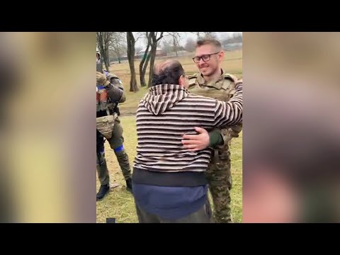 Ukrainian soldier reunited with parents after village is liberated