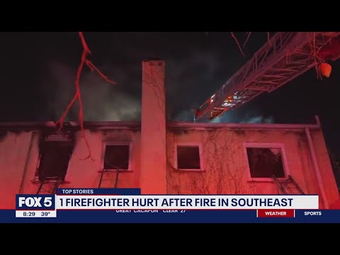 Firefighter hurt battling blaze in southeast DC