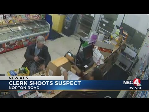 Clerk shoots robbery suspect