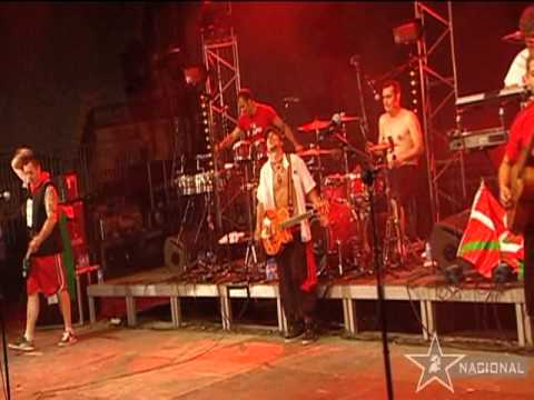 Manu Chao &ndash; Clandestino (Live)