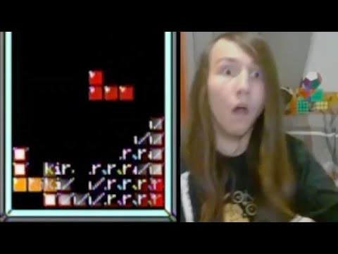 Cheez's Console Glitches Out Mid-Tetris Match - November 2022