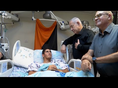 Netanyahu Visits Wounded Soldiers at Ashkelon Hospital  | VOA News