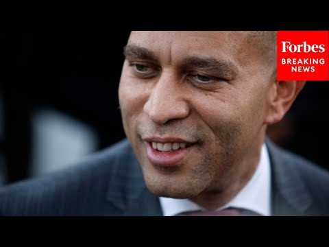 'It's A Laughable Prospect': Hakeem Jeffries Mocks GOP 2024 Chances After Democrats' Election Wins