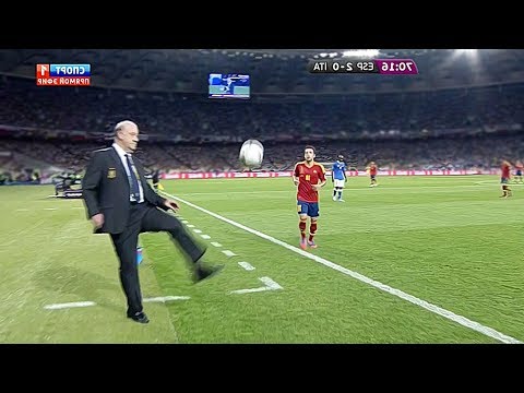 Crazy Managers Skills &amp; Goals in Football Match