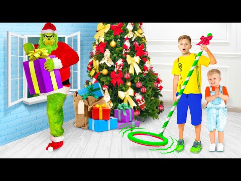 Grinch Steals Christmas Presents | Diana and Roma