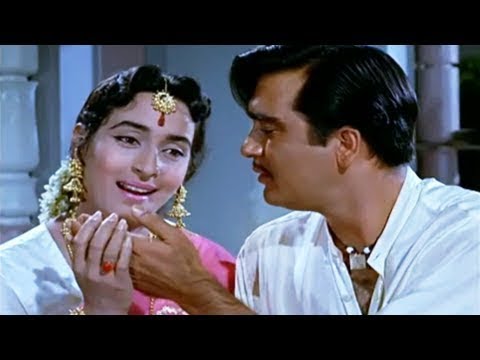 Tumhi Meri Mandir - Classic Romantic Hindi Song - Khandan - Sunil Dutt &amp; Nutan