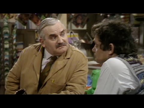 Open All Hours - s01e01 - Full Of Mysterious Promise