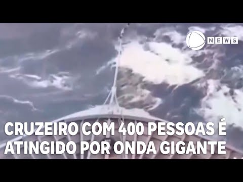 Cruzeiro com 400 pessoas &eacute; atingido por onda gigante